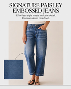 Seaming Detail Mid Waist Straight Leg Crop Jeans