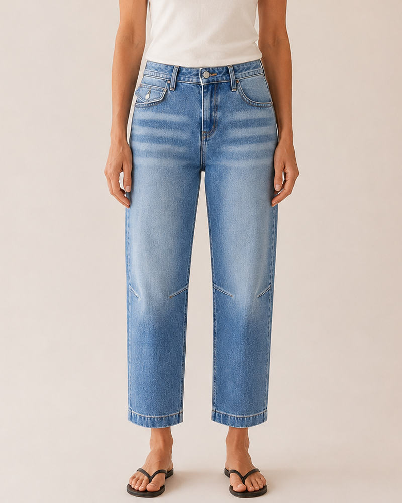 Seaming Detail Mid Waist Straight Leg Crop Jeans