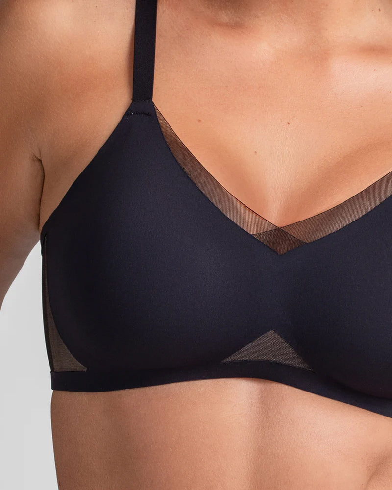 Women's V-Neck Mesh Gathered Seamless Comfortable Cross Bra