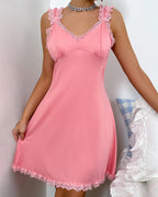 Sexy V-Back Butterfly Design High-Slit Lace Nightdress