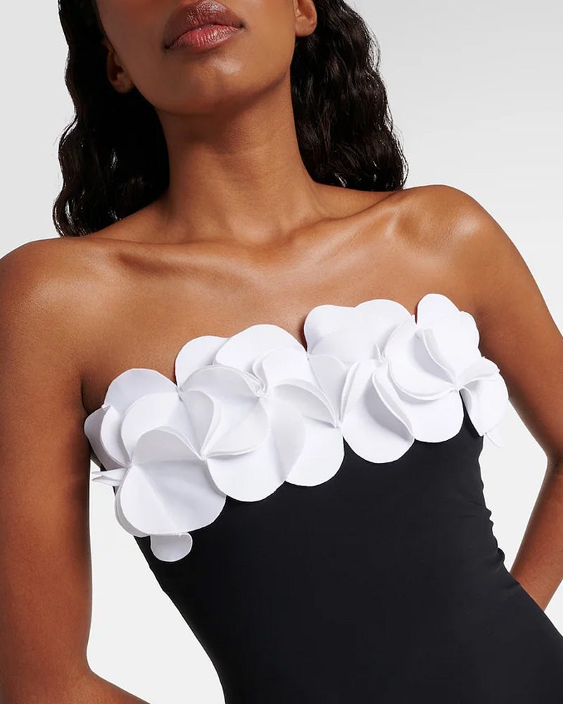 Bandeau 3D Flower One Piece Swimsuit And Skirt